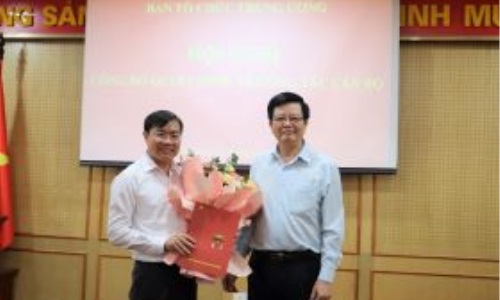 Đồng chí Vũ Huy Bằng được bố trí làm Thư ký đồng chí Trưởng Ban Tổ chức Trung ương